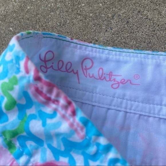 Lilly Pulitzer Lobstah Roll Callahan Shorts - Picture 4 of 7